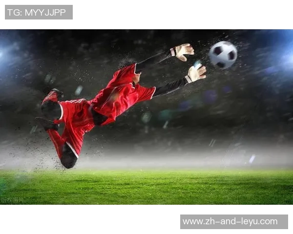 足球联赛杯赛激战正酣各队争夺荣誉与奖金的精彩瞬间回顾